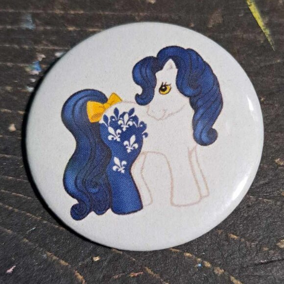 Fleur pony horse metal / plastic button - Picture 1 of 1